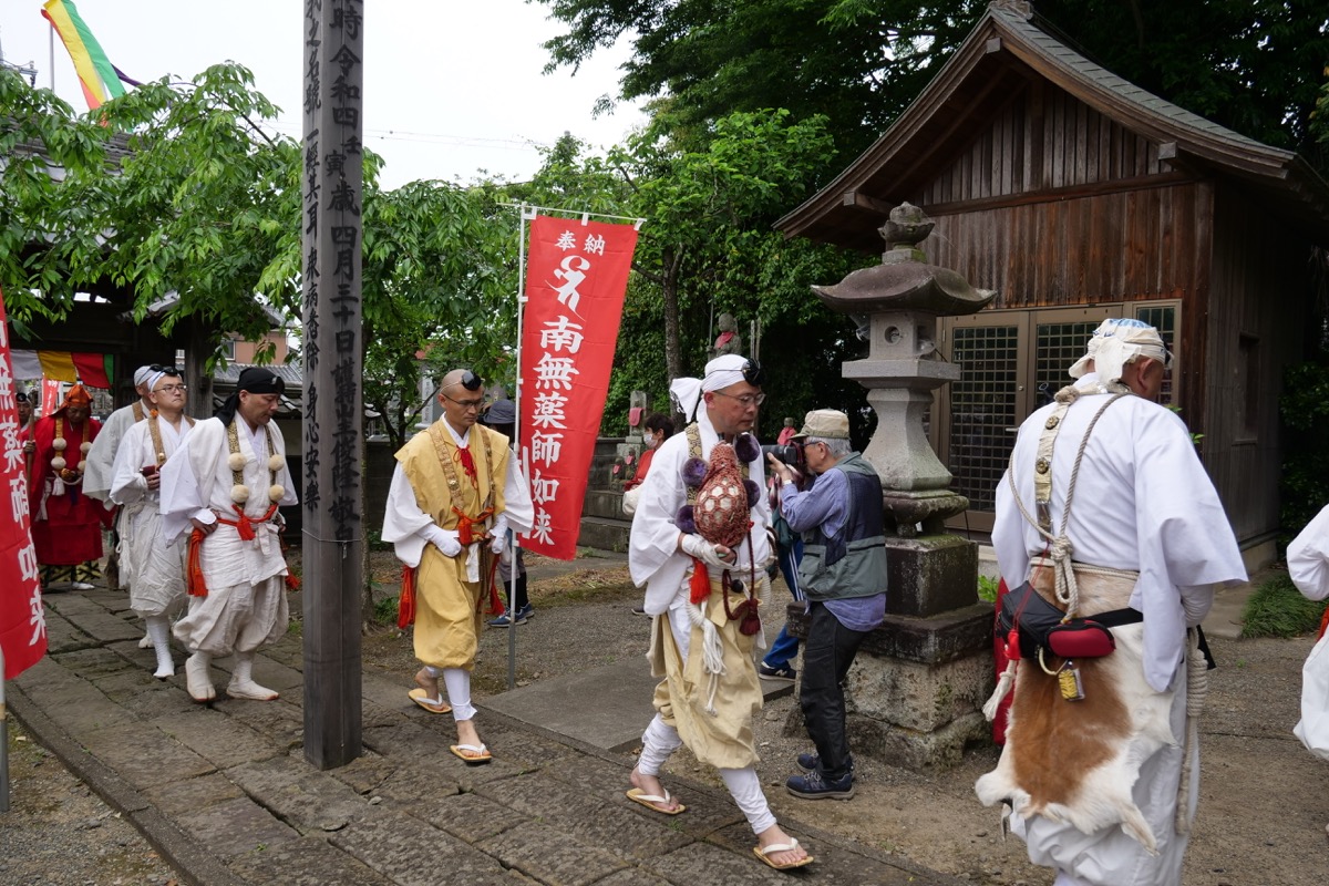 令和6年 柴燈護摩供法要・火渡り