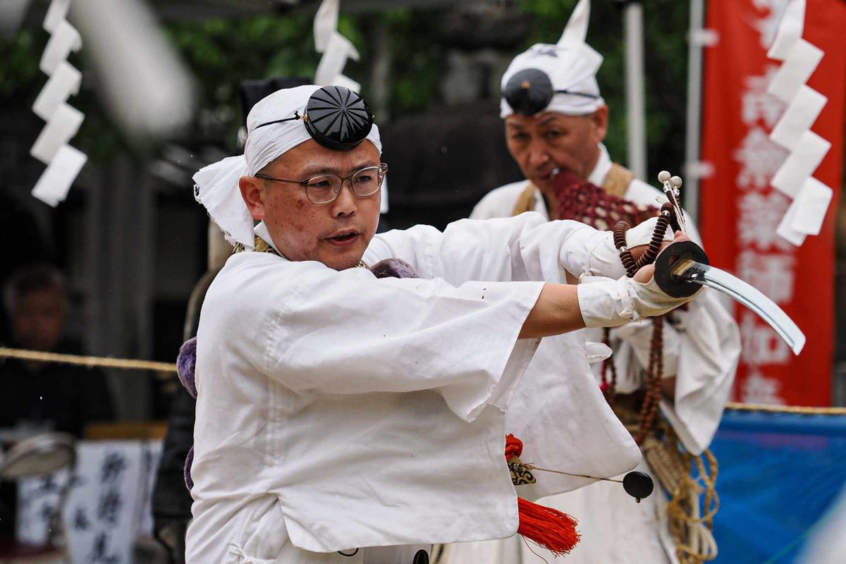 令和6年 柴燈護摩供法要・火渡り